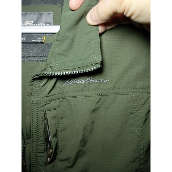 Eddie Bauer Travex Vest Mens S Green Outdoor Gorpcore Photography Pockets Hiking - Picture 3 of 9
